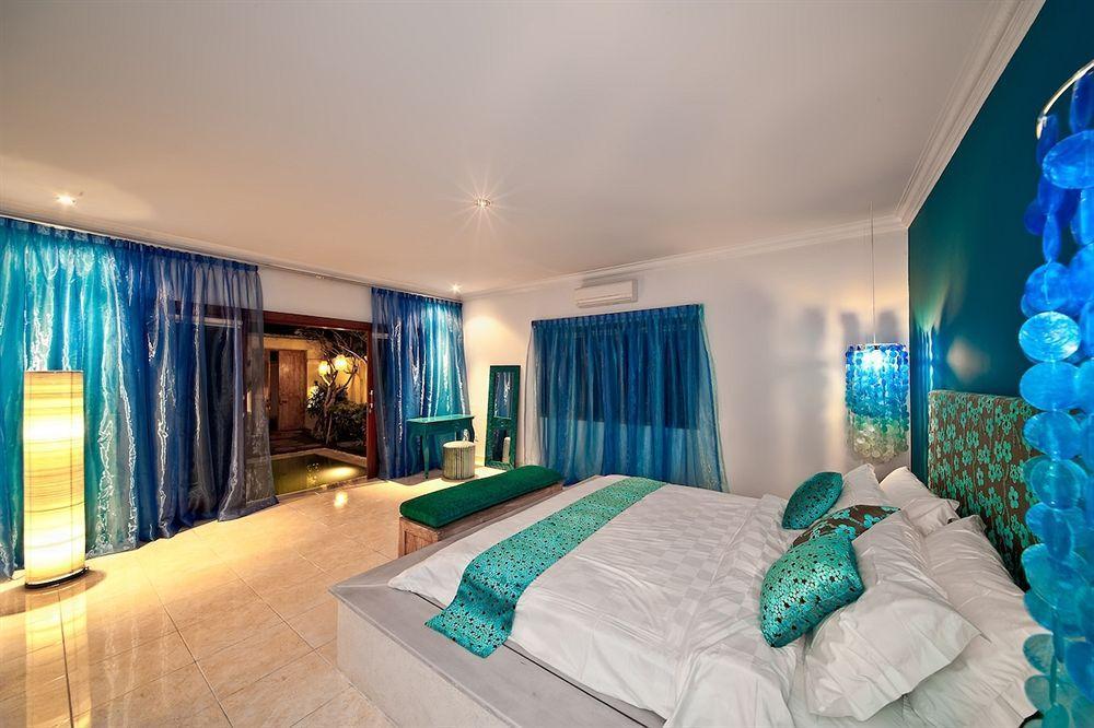 4S Villas At Seminyak Square Buitenkant foto