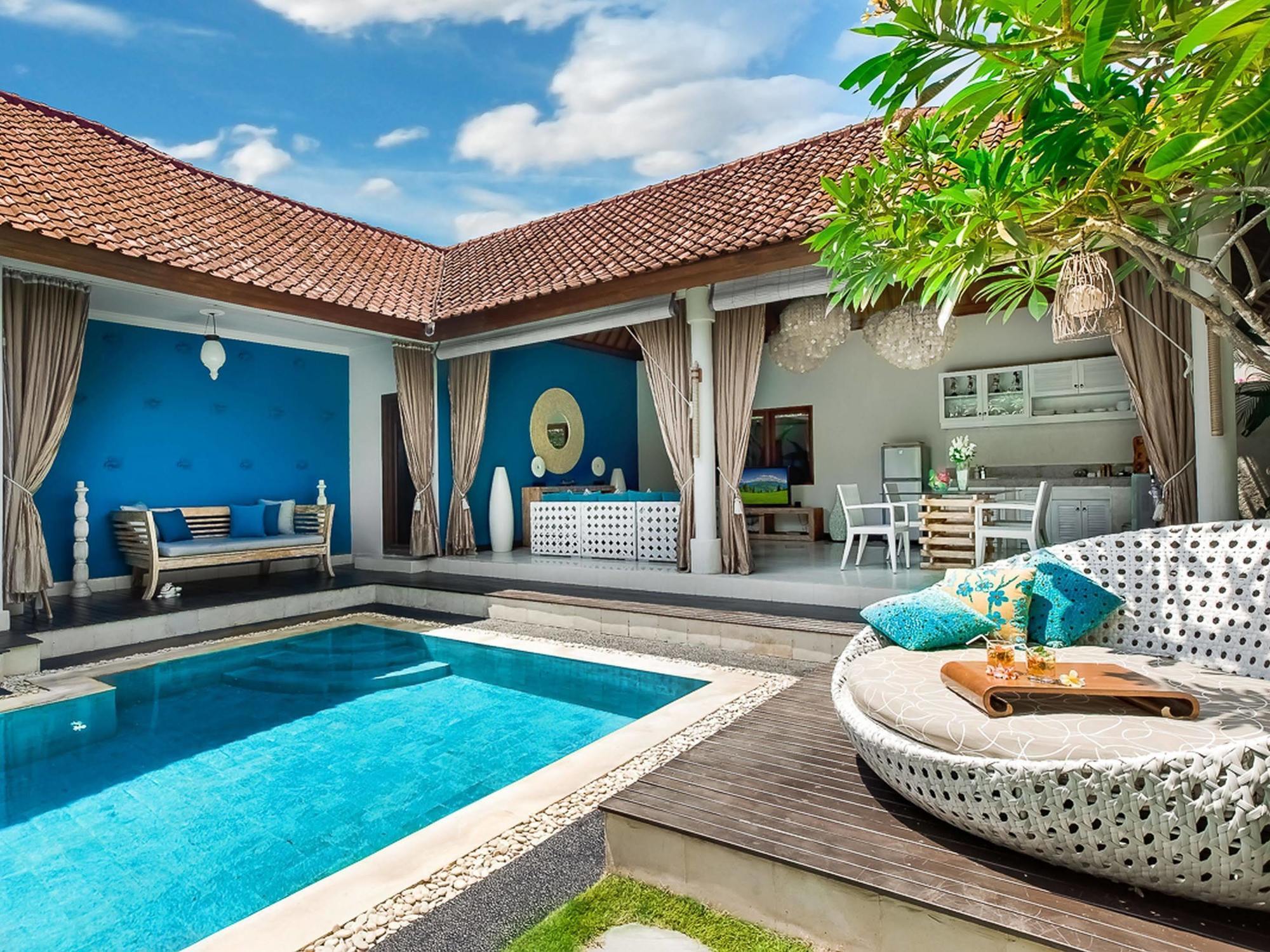 4S Villas At Seminyak Square Buitenkant foto
